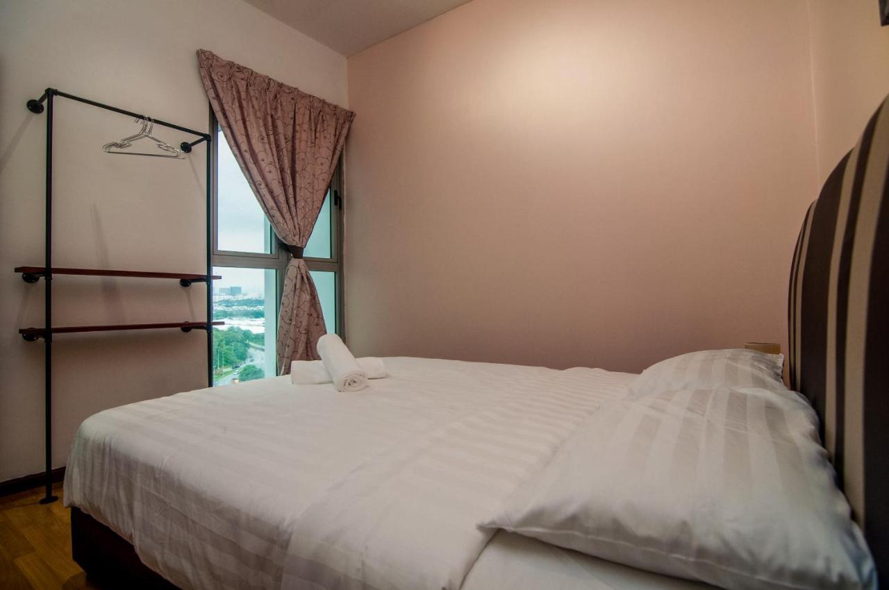 Flora Residence One South By Idealhub Seri Kembangan Exteriér fotografie
